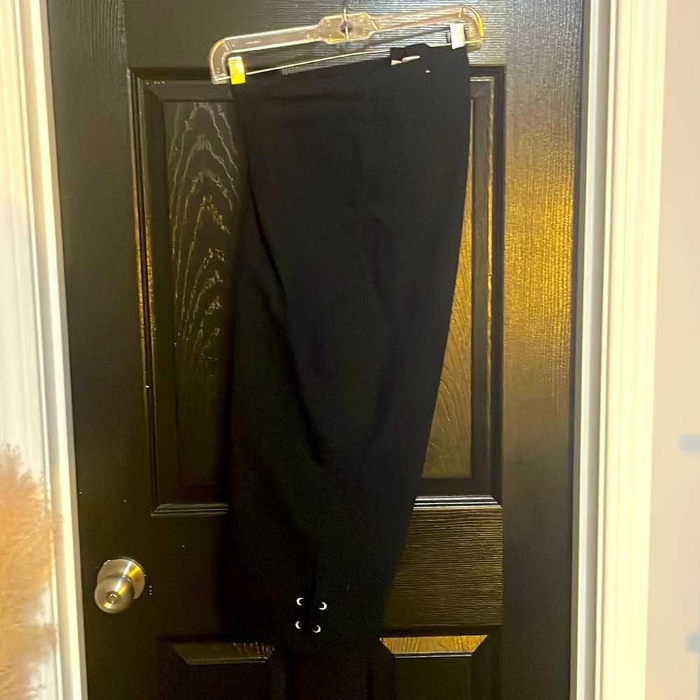 Black Capris
